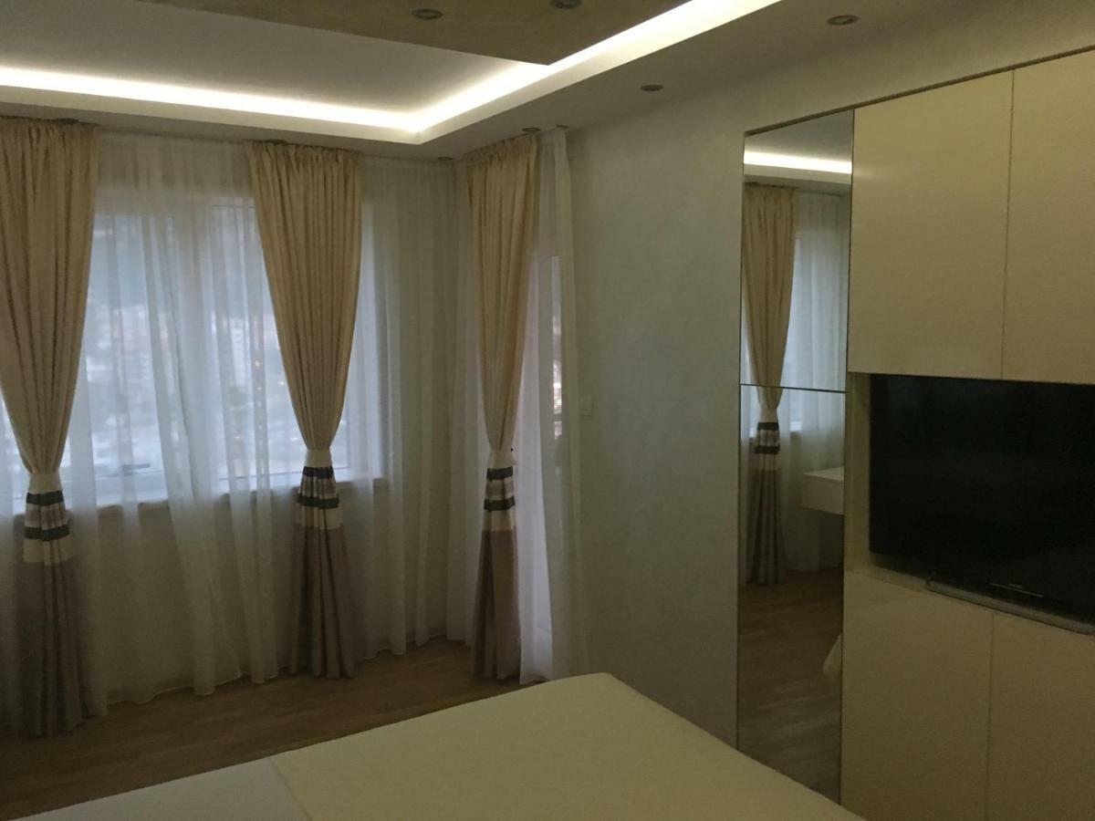 Panoramic Sea View 3-Bedroom Apartment 50 M From The Sea 부드바 외부 사진